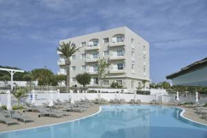 Sunrise Gardens Aparthotel