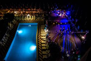 Club Hotel Bikini & Tropicana