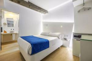 BH Atarazanas Malaga Boutique Hotel