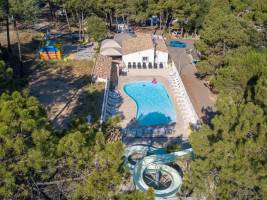 Camping La Pinède en Provence