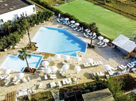 Zahira Resort en Village