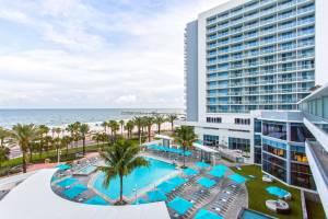 Wyndham Grand Clearwater Beach Resort