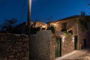 Oinou Strata - Adults Only