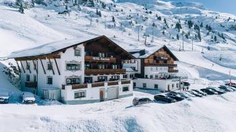 Sporthotel Enzian