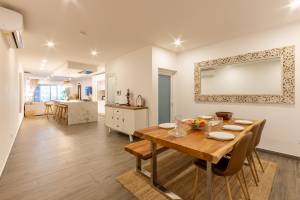 Modern Beautiful Pool And Sea Apt Qawra