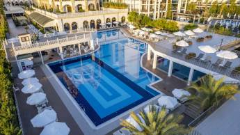 J'adore Deluxe Hotel & Spa