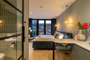 Stijlvolle studio ZEE voor 2 personen met zonnig privéterras | D