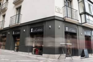 Hotel Pompaelo Urban Spa