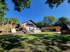 Luxus Gruppenunterkunft für 18 Personen mit Sauna und Hallenbad 