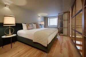 Condes de Azevedo Palace