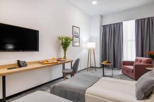 Split Inn By President