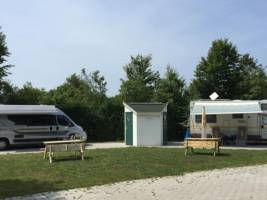 Vakantiepark De Koorn-aar - Camperplaats + prive Sanitair