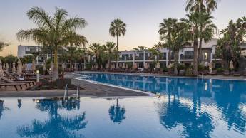 Aparthotel Las Marismas