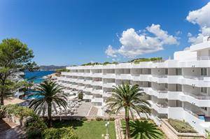 FERGUS Style Cala Blanca Suites