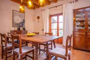 Can Llobera D'ullaró