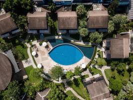 The Leaf on the Sands