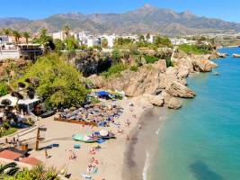 Fly & Go Olée Nerja Holiday Rentals by Fuerte Group