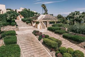 Mangia's Brucoli Sicily Autograph Collection