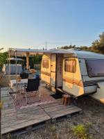 Kommen Sie und verbringen Sie die Nacht im Campo. Platz für ein