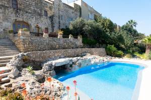 Villeleynah Amazing Gozitan Villa + Pool