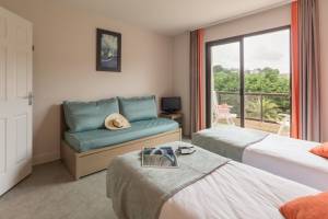 L'Archipel (Brittany) 2p5p NR