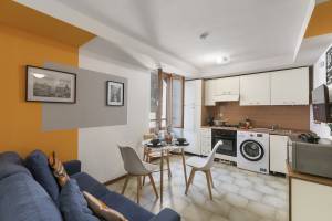 The Harbor Old House