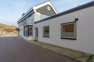 Dorpsplein 4B