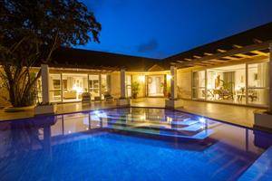 Leopard Beach Resort