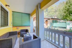 Suite Perla Salò Terrace 100m from Lake