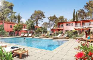 SOWELL Residences les Chenes Verts