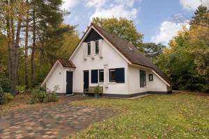 Esdorp Bungalow Deluxe | 4 personen