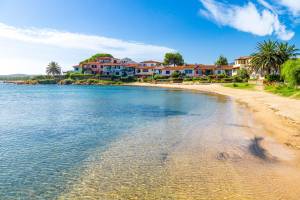 I Fari 94 600m From The Beach