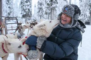 Bezoek huskyfarm en huskysafari