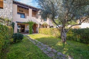 Il Borgo B/3 700Mt From The Beach