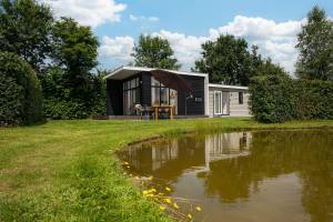 Forest lodge with hot tub - 4 people