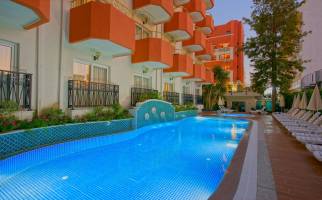 Antique Roman Palace Museum Hotel