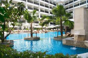 Deevana Plaza Phuket Resort