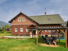 Švýcarský dvůr Lodge