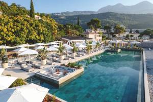 Lazure Hotel en Marina