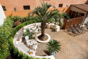 Manfredi Palm Suites
