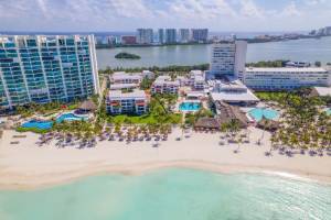 Beachscape Kin ha Villas&Suites