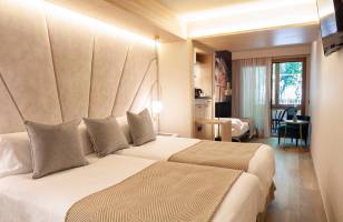 Nivia Born Boutique Hotel