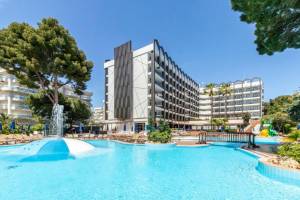 Golden Avenida Suites