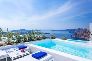 Alti Santorini Suites