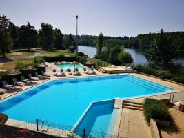 Flower Camping Les Berges de la Dordogne