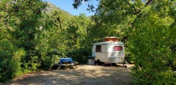 Ruhiger Campingplatz zwischen Meer und Bergen in der Provence-Al