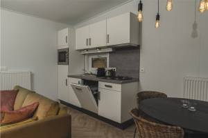 River Lodge 'Wellnesshuus' with whirlpool, sauna, bathtub, and s