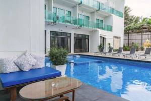 KC Beach Club Hotel & Pool Villas