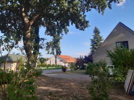 Camping auf der Obstwiese bei Schwerin
