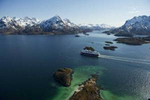 2025 Hurtigruten postschip route boekingsaktie 10% korting